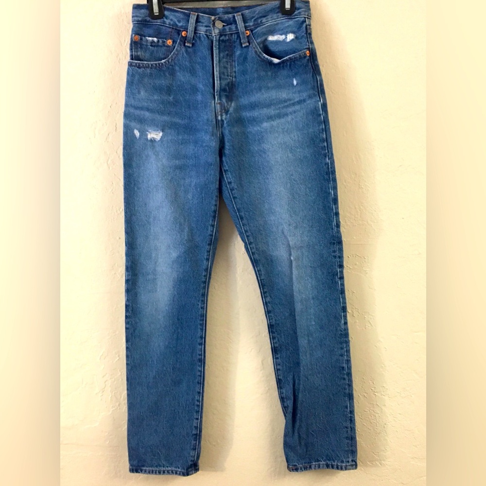 Levi’s 501 Button Fly Jeans 26 Blue Light Distress